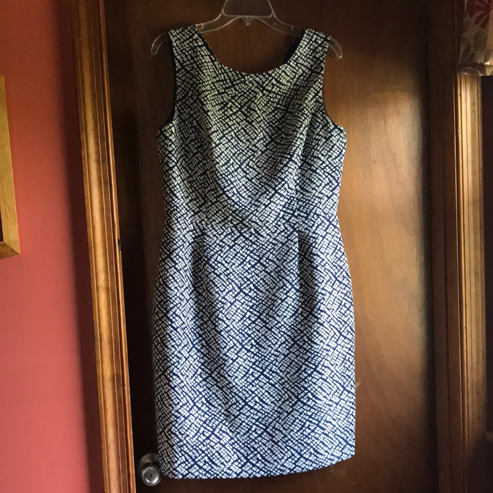 Tahari size 12 dress blue and white with cut outs in back